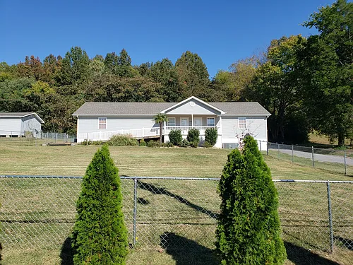 633 Russell Ave Photo 1