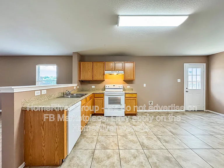 2717 Marsha Ln — Photo 5