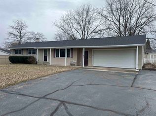 3107 W Stephenson St, Freeport, IL 61032
