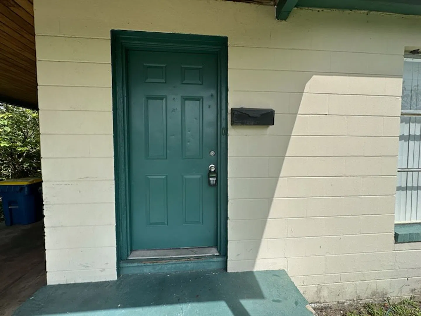 Charming 3-Bedroom Home for Rent in the Arlington — Photo 2
