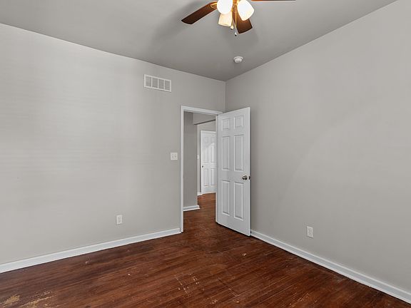 3rd image of 7108 Dale Ave APT A