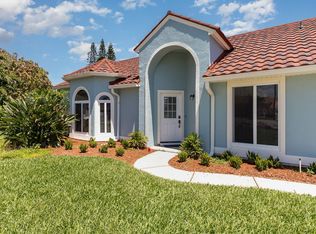 180 Waters Edge Ln, Indialantic, FL 32903