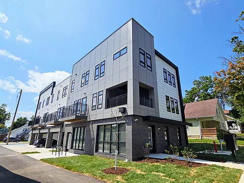 416 E Cottage Grove Ave #101 Photo 1
