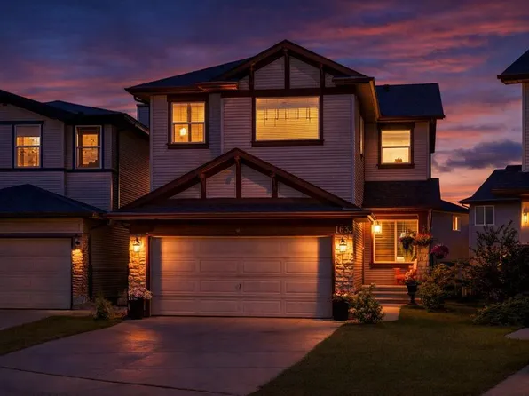 163 S Cougarstone Ct SW, Calgary, AB T3H 5R4