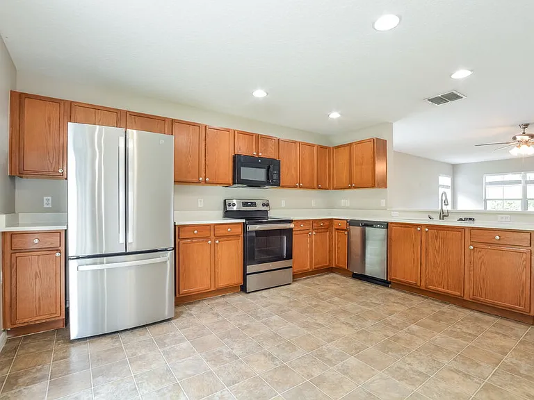 3905 Lone Eagle Pl — Photo 7