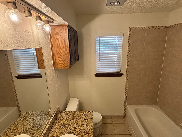 21 Pueblo — Photo 9