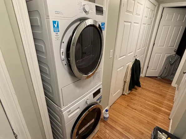 9 Noyes Pl, Boston, MA