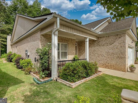 2nd image of 9120 Leverett Cir