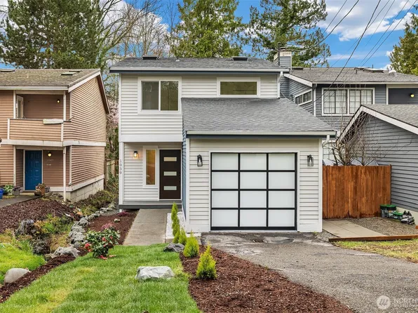 1039 NE 113th Street, Seattle, WA 98125