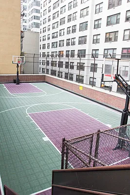 Rented by Corcoran | media 27