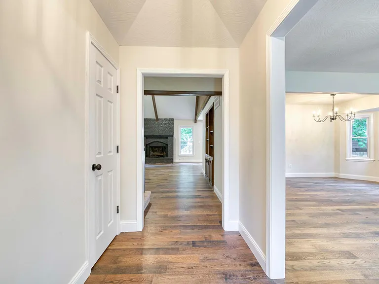 432 E Grayrock Dr — Photo 6
