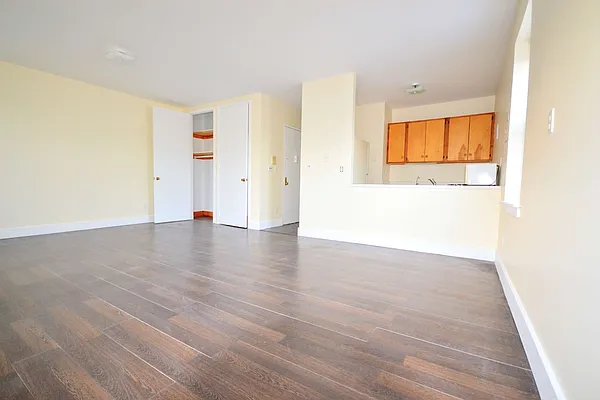 Rented by Bold New York | media 9