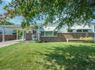 35 Tamma Ln, Hazelwood, MO 63042