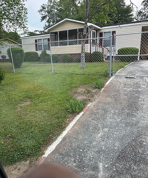 206 S Bass St — Photo 1