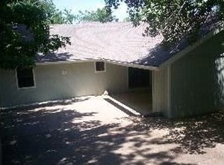 363 Tall Oaks Ln, Linn Creek, MO 65052