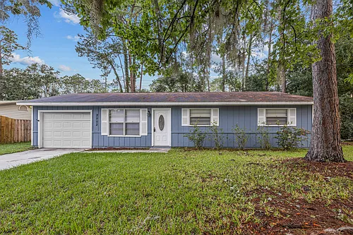 2502 NW 54th Blvd Photo 1 2502 NW 54th Blvd Photo 1
