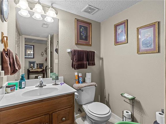 3rd image of 10563 E 46th Ter