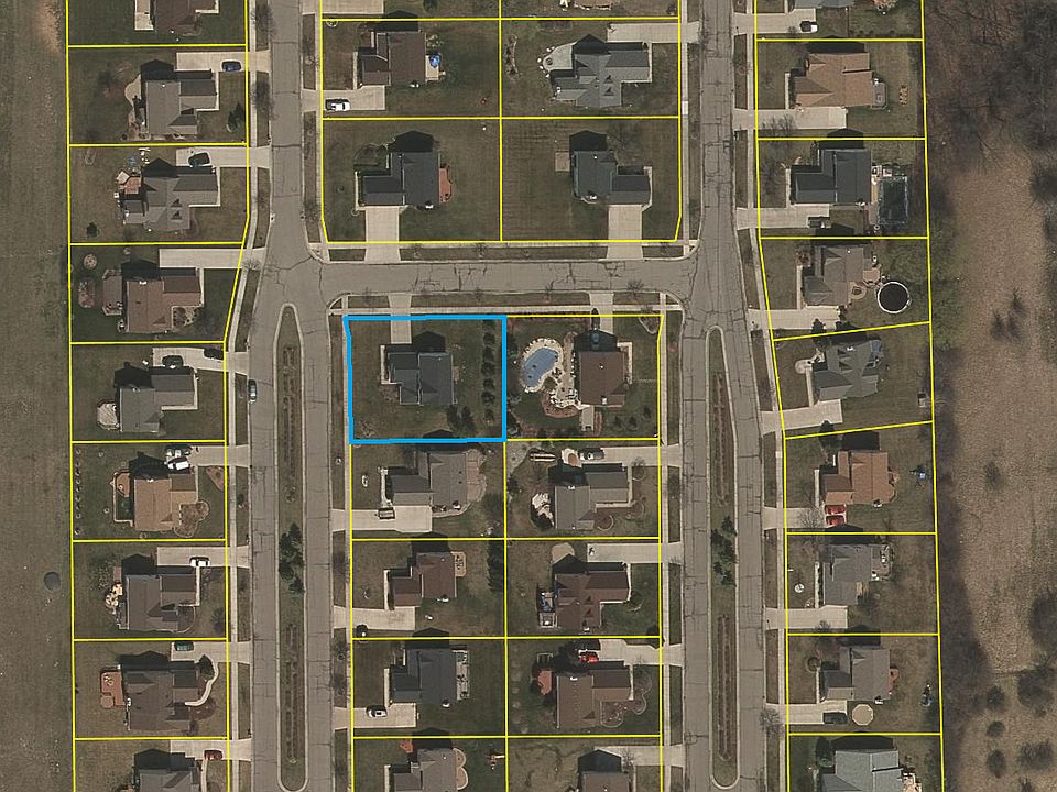 2nd image of 7179 Anna Dr #60