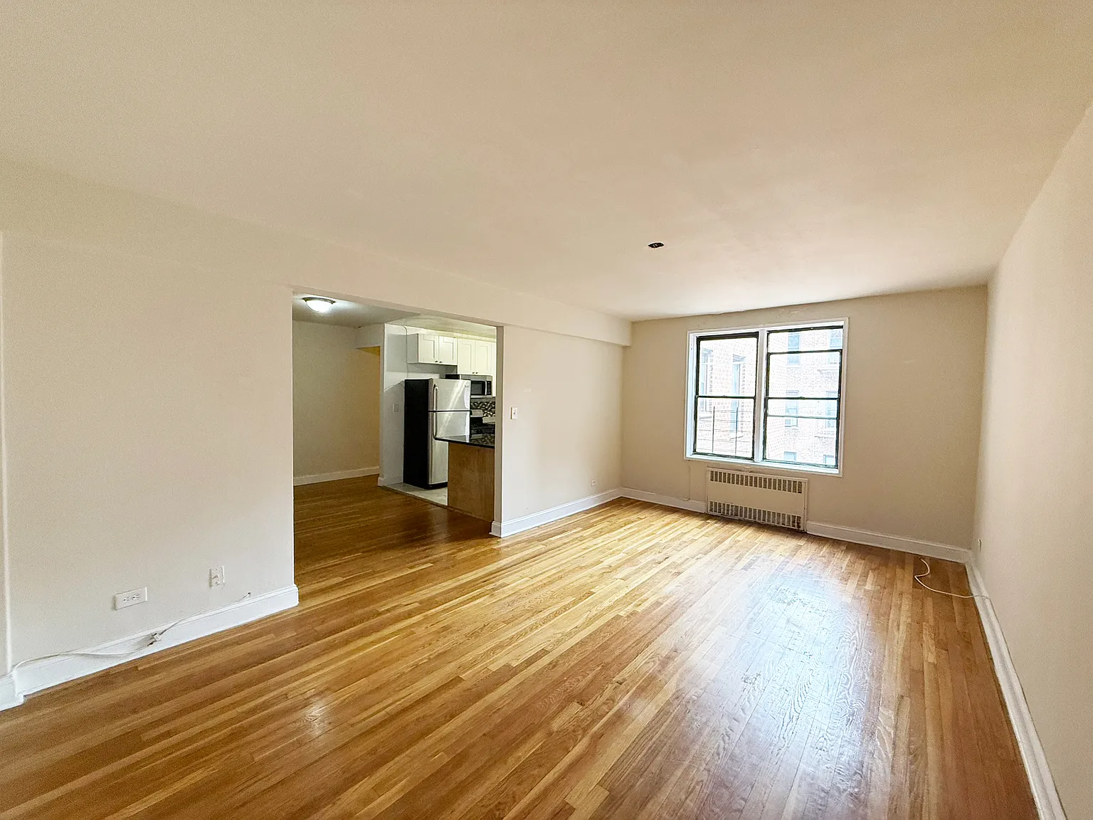 175 Hawthorne Street — Photo 3