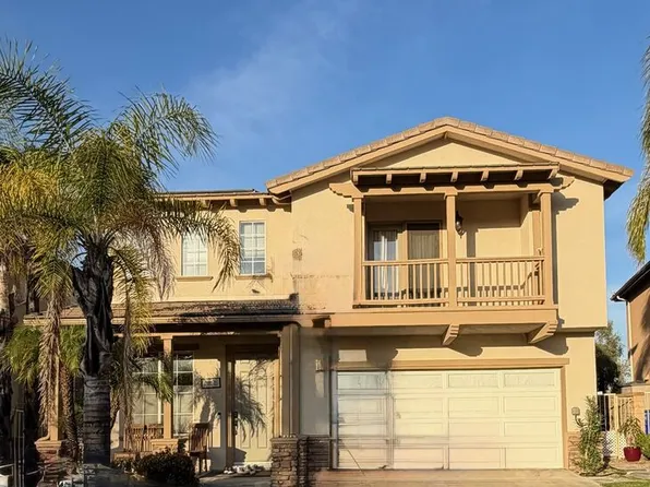 27940 Agapanthus Ln, Valencia, CA 91354