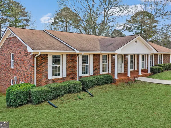 210 Heritage Cir, McDonough, GA 30253