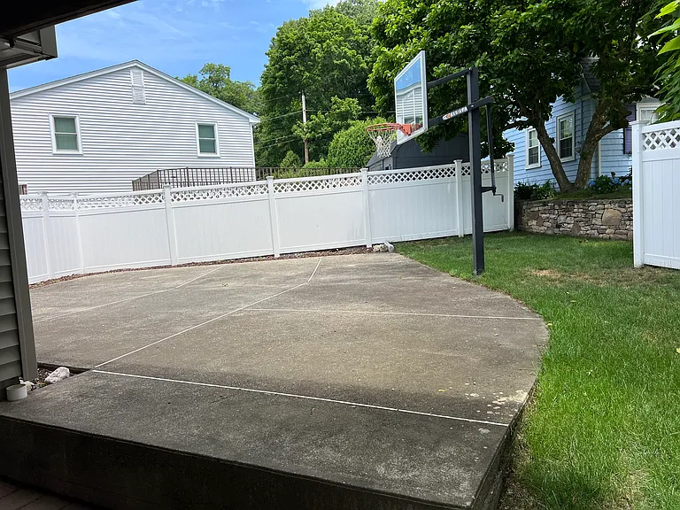 12 Jeremiah Cir — Photo 31