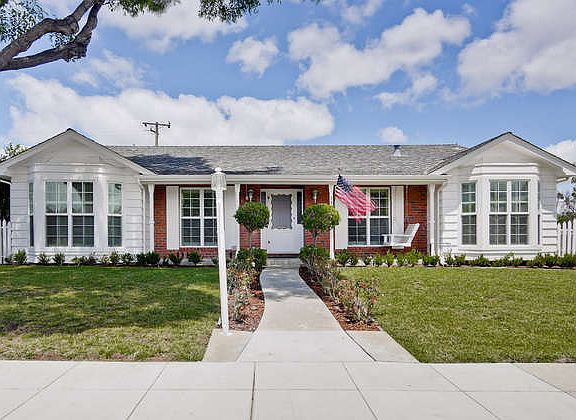 7407 Tiptoe Ln, Cupertino CA