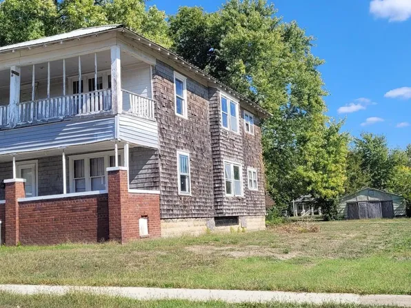 526 S 19th St, Mount Vernon, IL 62864