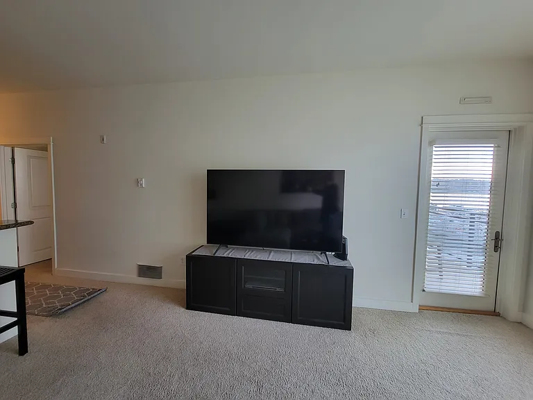 400 Washington Ave #310 — Photo 6