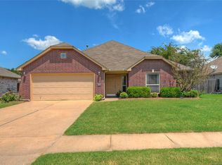 21443 E 39th St S, Broken Arrow, OK 74014