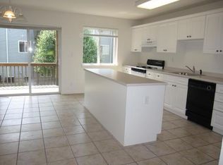 25 College Ave APT 407, Nanuet, NY 10954