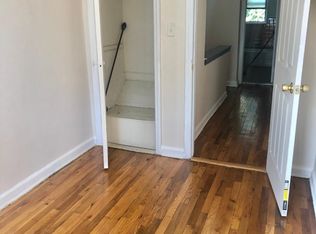 8072 164th St, Jamaica, NY 11432