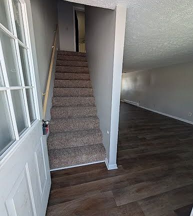 3rd image of 210 Patricia Dr