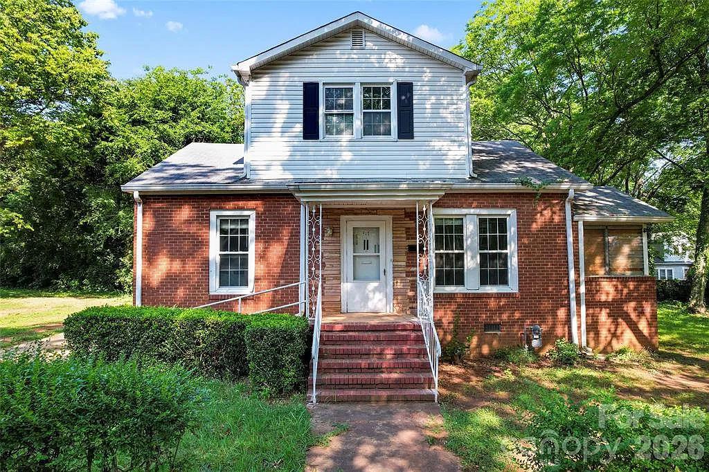 5 bed, 1890 sqft, $2,995 — Photo 1