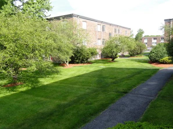 2 Universal St APT 11, Framingham, MA 01702