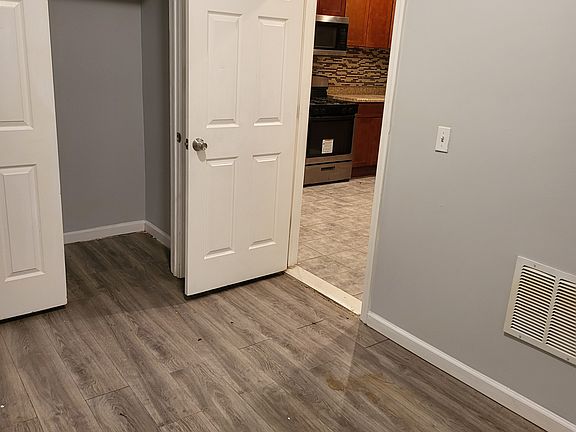 3rd image of 115-116 22nd St #3