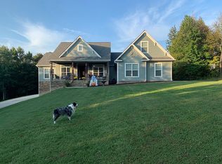 1319 Green Pond Rd, Soddy Daisy, TN 37379