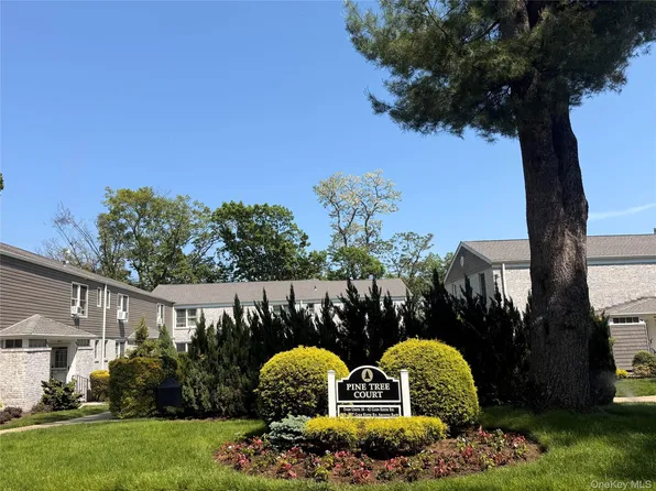54 Glen Keith Road #L, Glen Cove, NY 11542