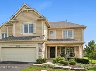 2387 Woodglen Dr, Aurora, IL 60502