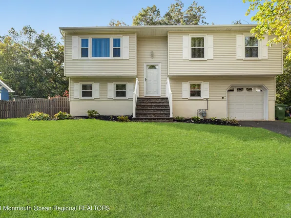 922 Morris Avenue, Lakewood, NJ 08701