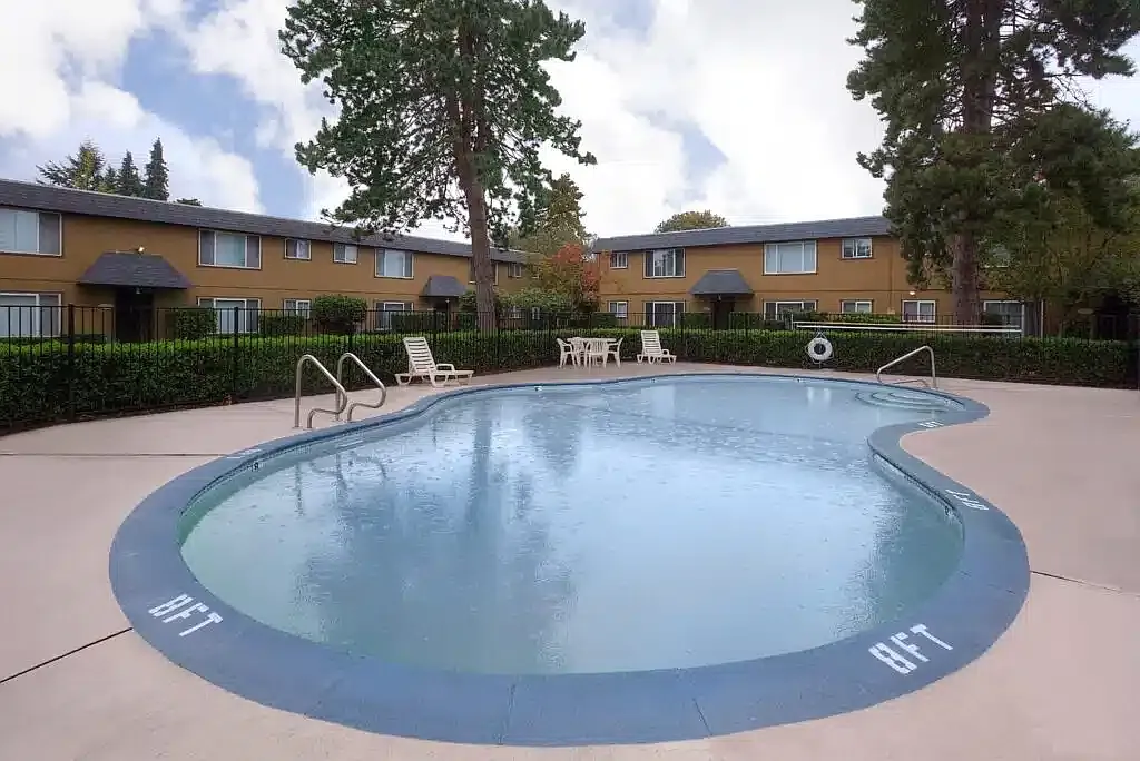 Aspen Meadows — Photo 3
