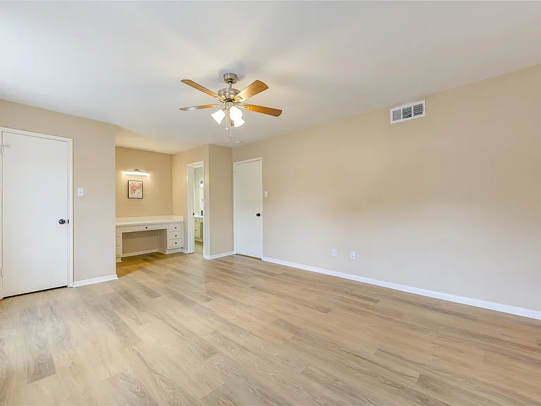 351 N Post Oak Ln #805 — Photo 15