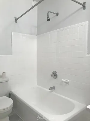 Rented by City Connections Realty | media 16