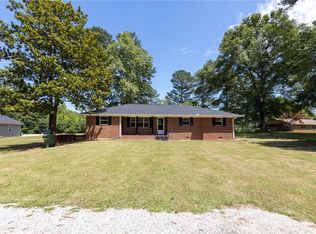 3312 Ben Brown Rd, Valley, AL 36854