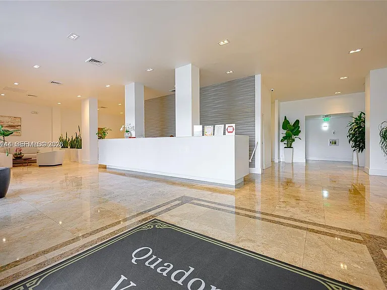 2201 S Ocean Dr #2202 — Photo 30