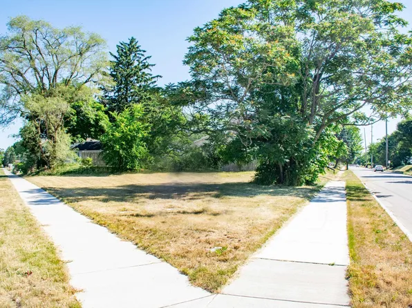 701 S Bend Ave, South Bend, IN 46617