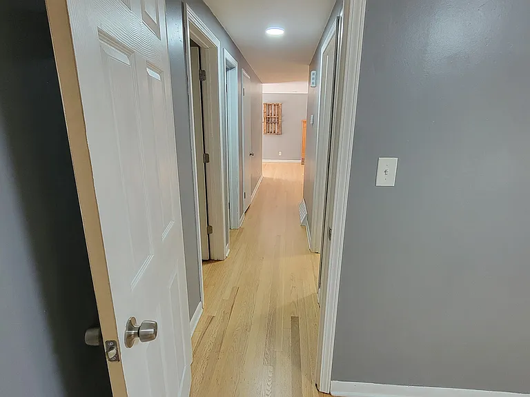8901 W 81st St — Photo 3