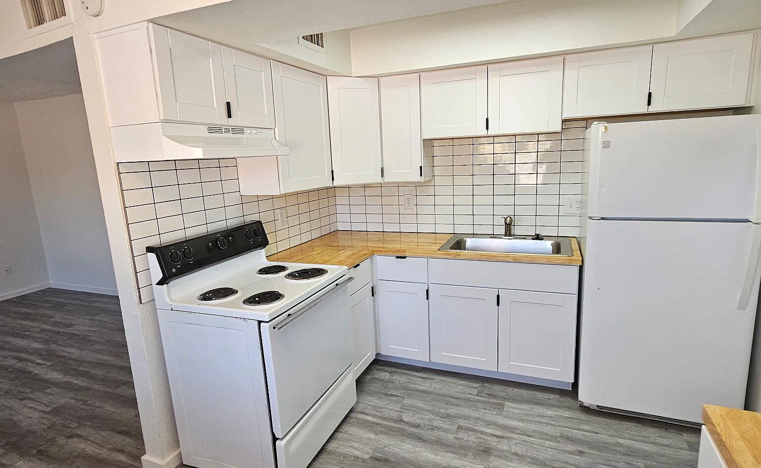 2 bed, 1.0 bath, 750 sqft, $1,390 — Photo 3