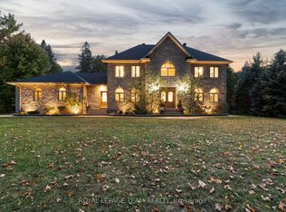 51 Marchvale Dr, Ottawa, ON K2W1C1