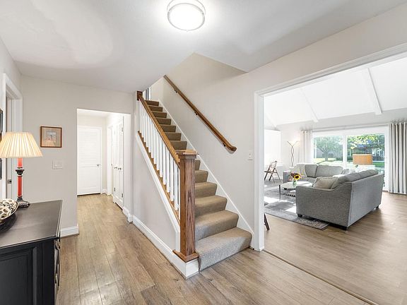 3rd image of 2301 W Dickinson COURT